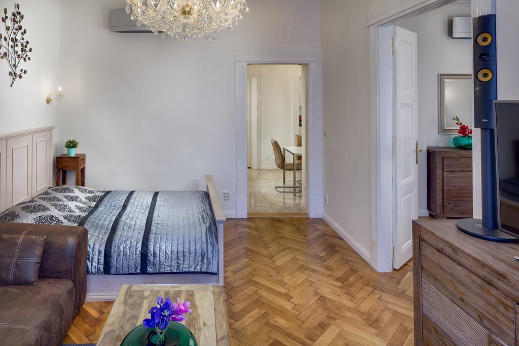 Dusni - Old Town Apartment Πράγα Εξωτερικό φωτογραφία